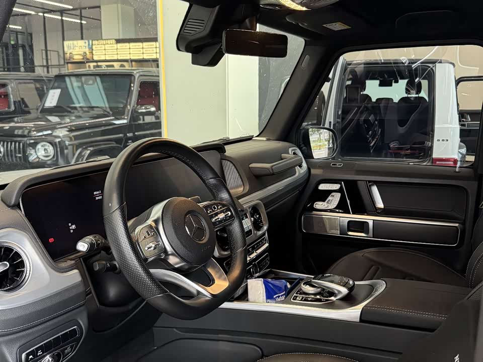 Mercedes-Benz G-class Mercedes-Benz G-class