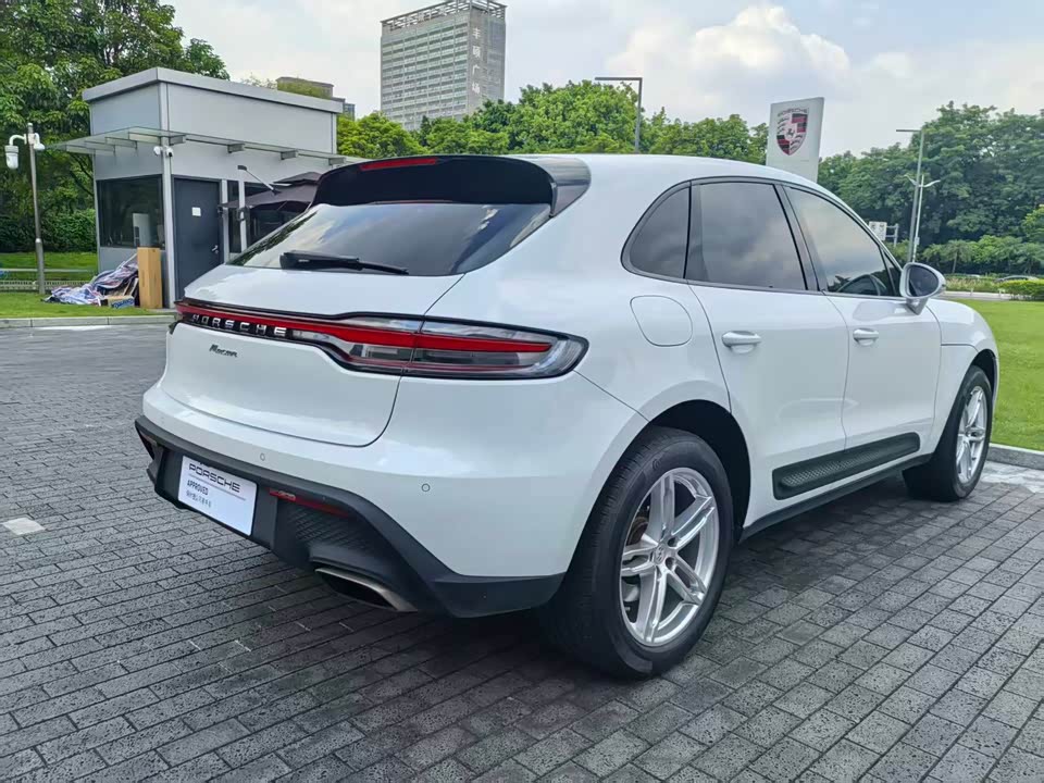 Porsche Macan
