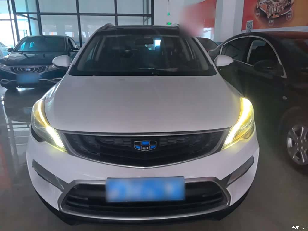 Geely Emgrand, 2017 3