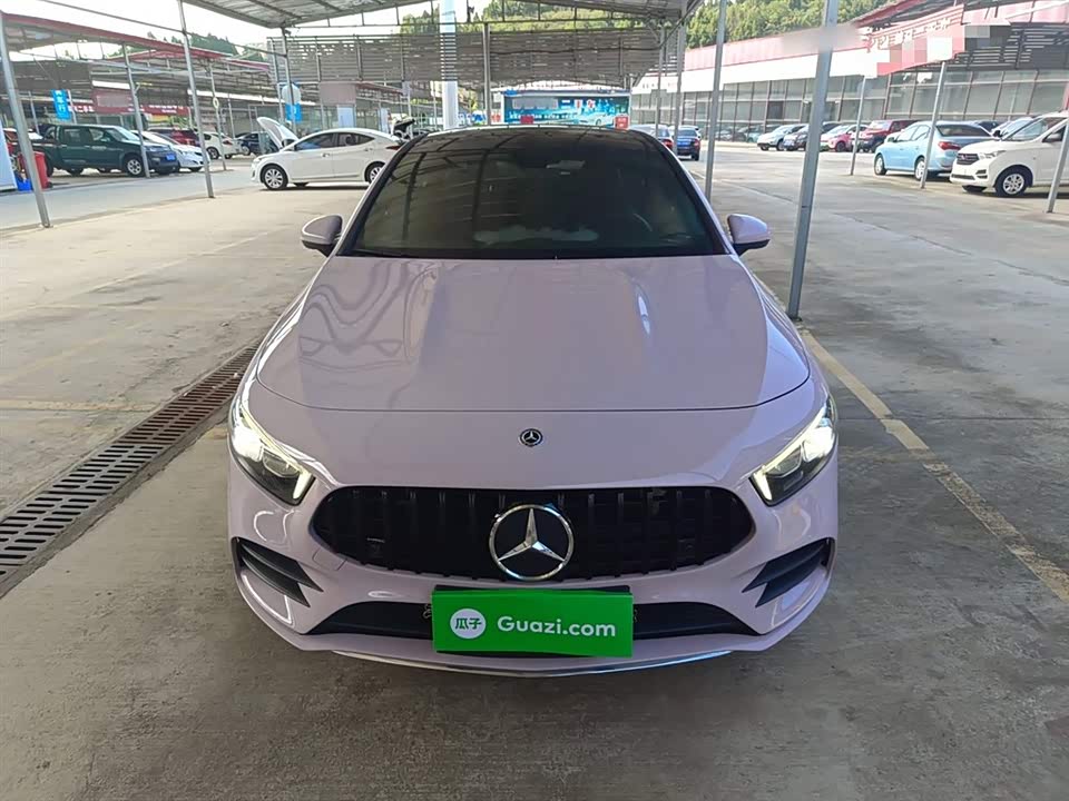 Mercedes-Benz Class A Mercedes-Benz Class A