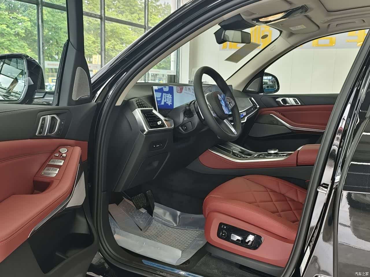 BMW X5, 2026 все фото