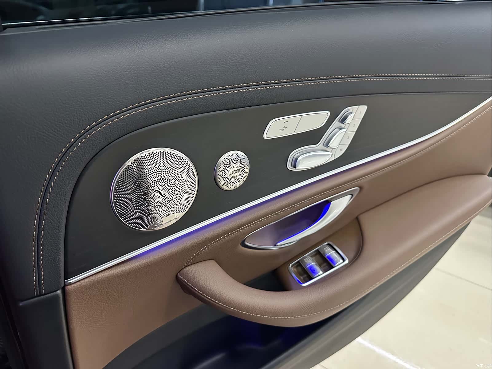 Mercedes-Benz E-Class, 2023 14