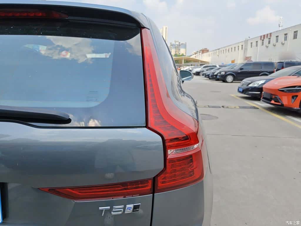 Volvo XC60, 2018 13