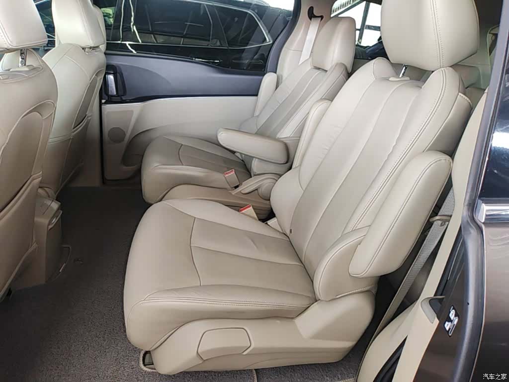Buick GL8, 2016 17