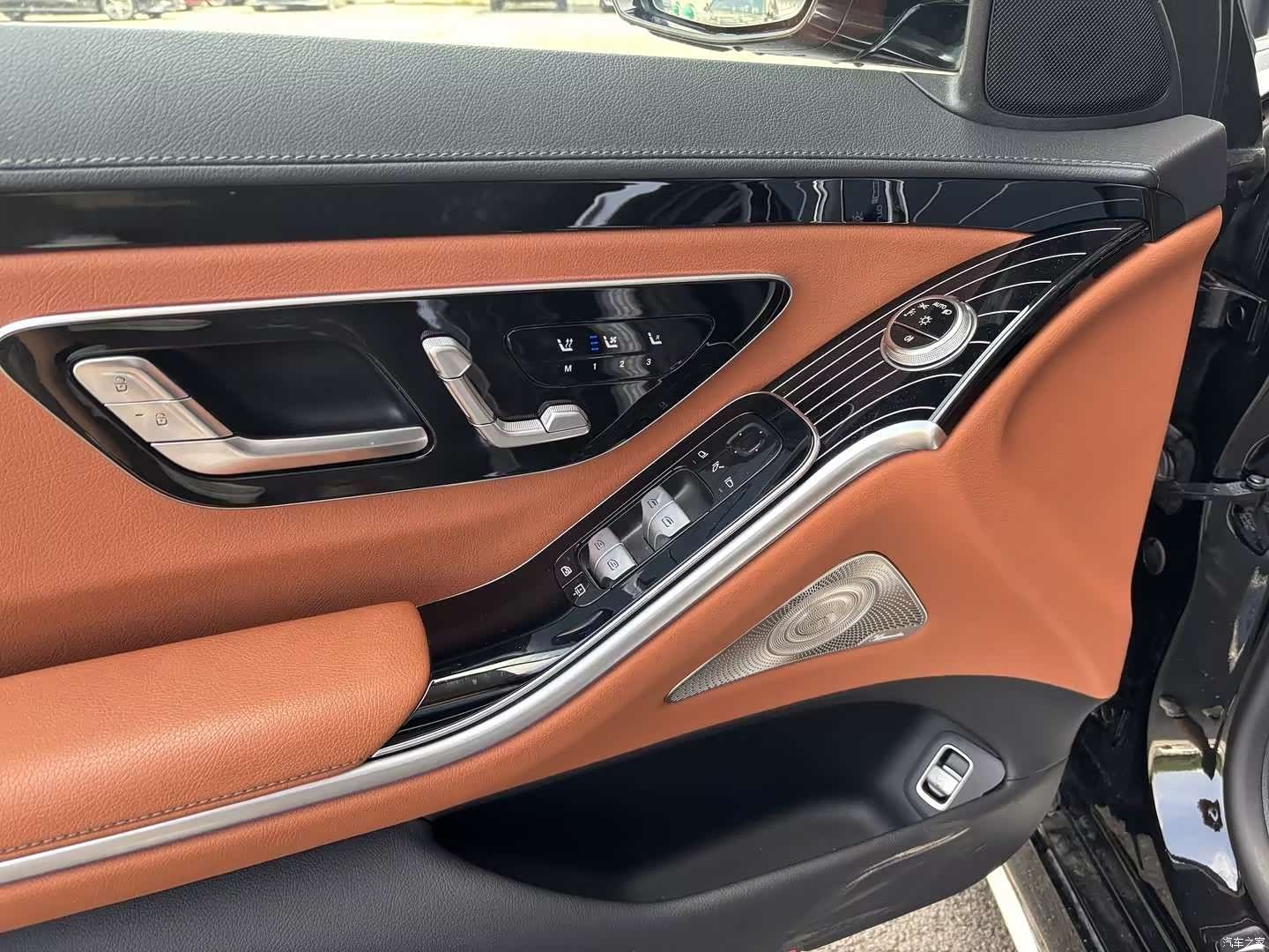 Mercedes-Benz S-Class, 2024 7