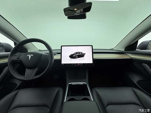 Tesla Model 3, 2023 все фото