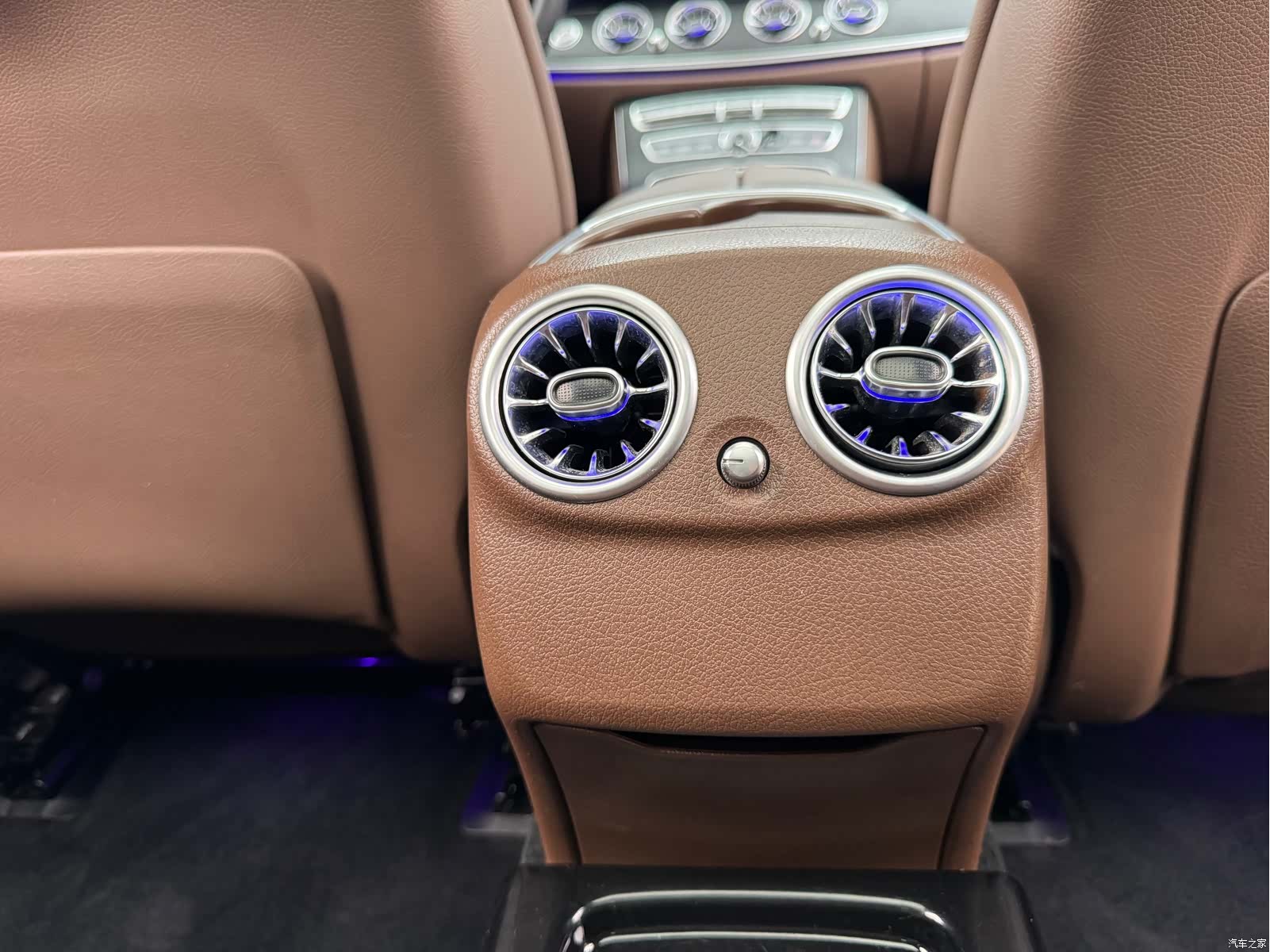 Mercedes-Benz E-Class, 2020 30