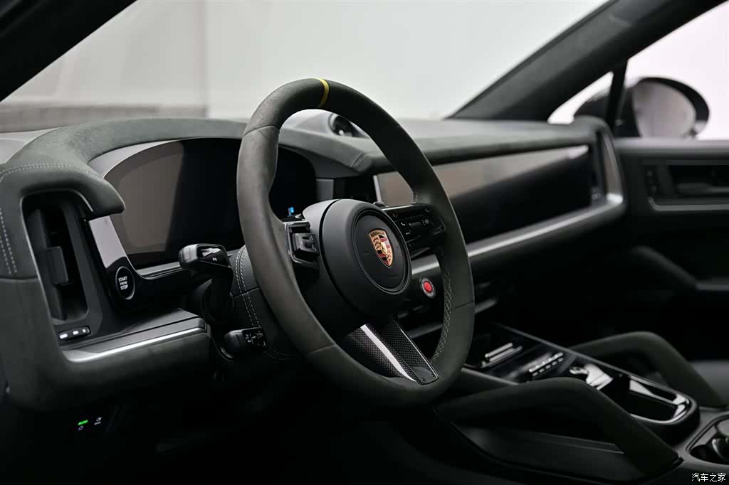Porsche Cayenne, 2025 9