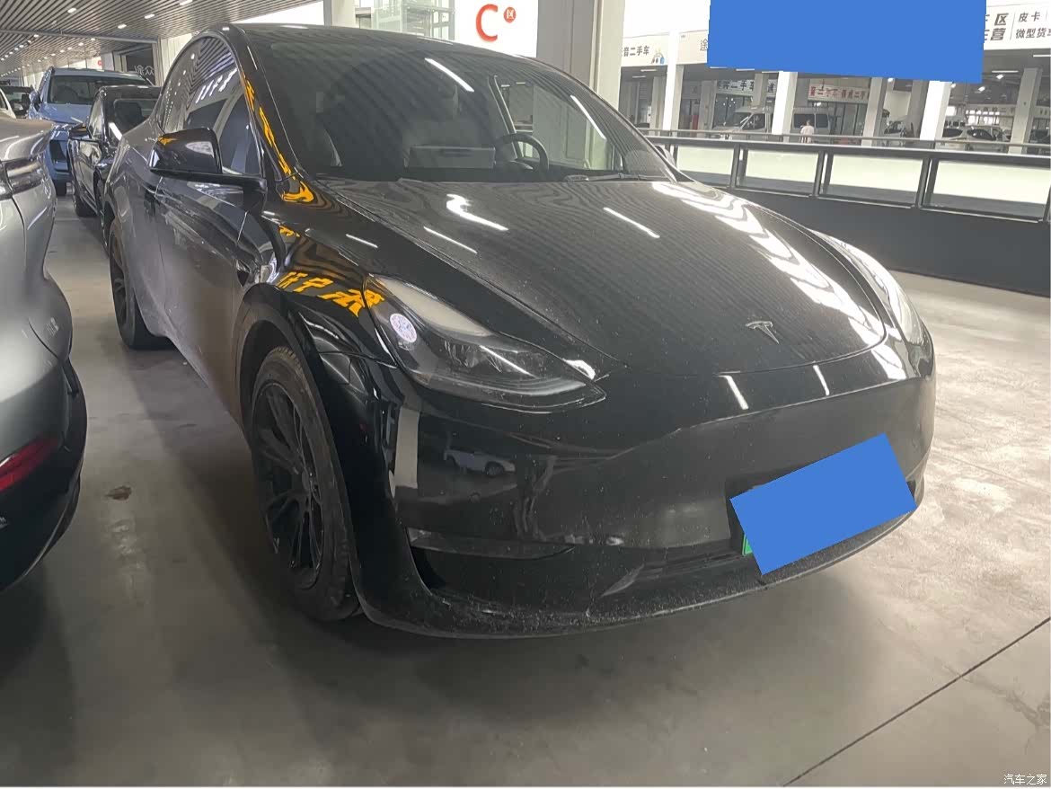 Tesla Model Y, 2022 3
