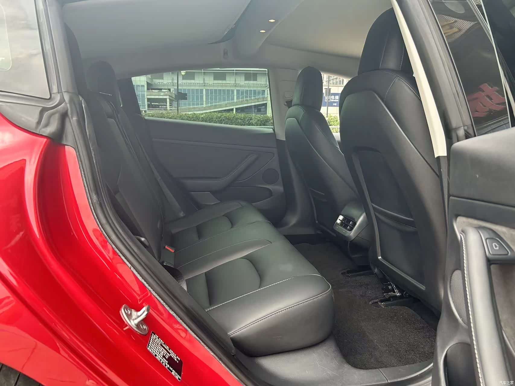 Tesla Model 3, 2022 7