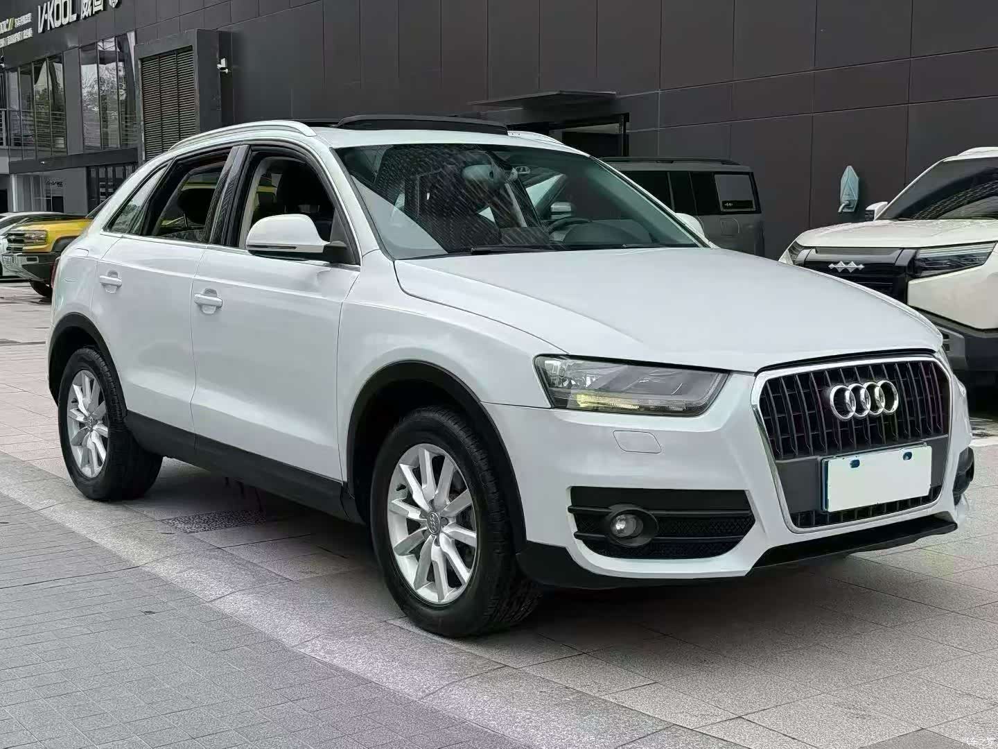 Audi Q3, 2015 3