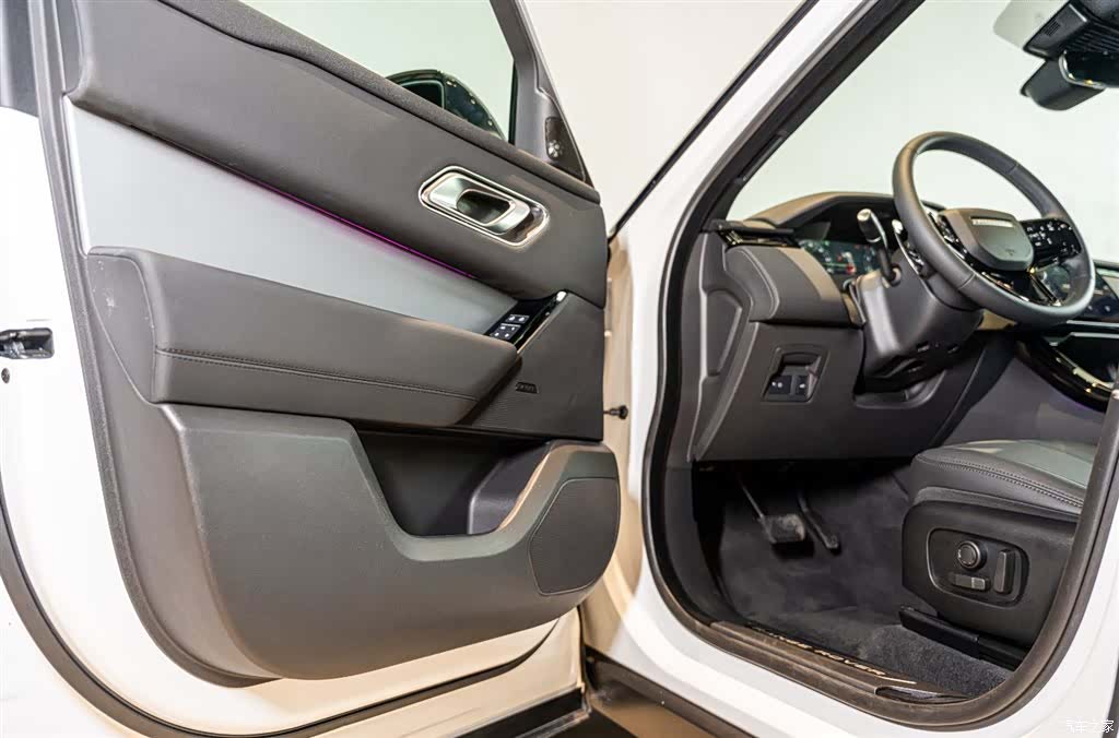 Land Rover Range Rover, 2025 7