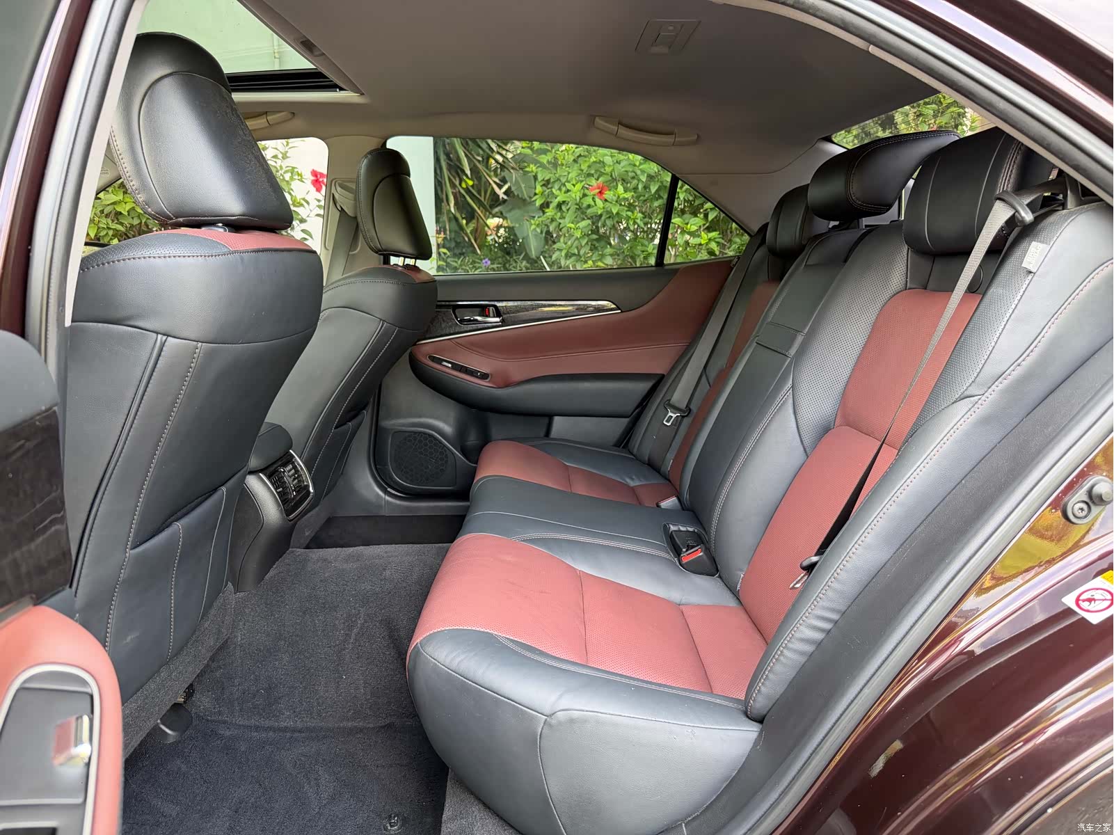Toyota Crown, 2018 6