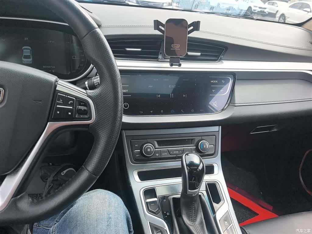 Geely Emgrand, 2018 10