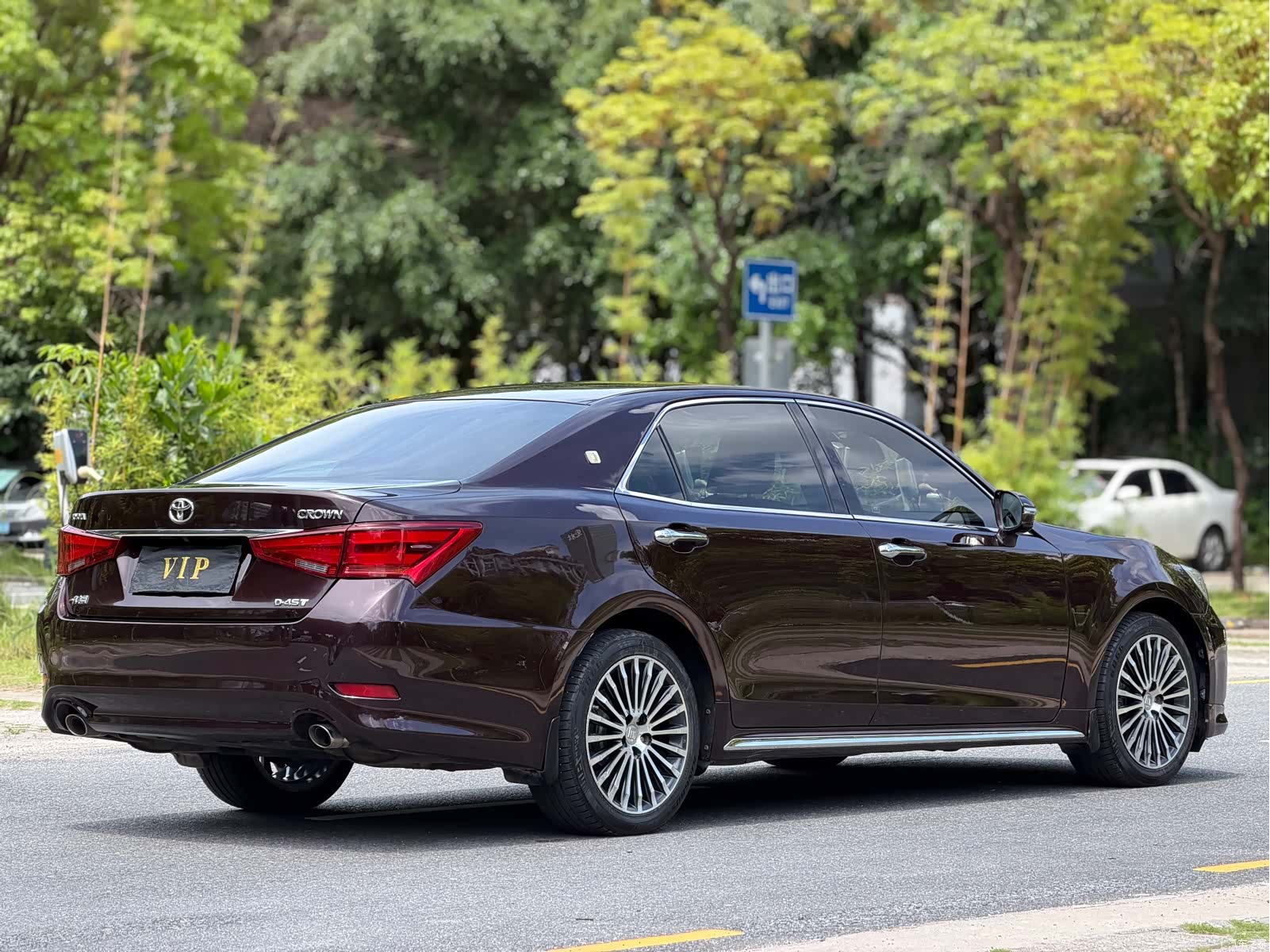 Toyota Crown, 2018 13