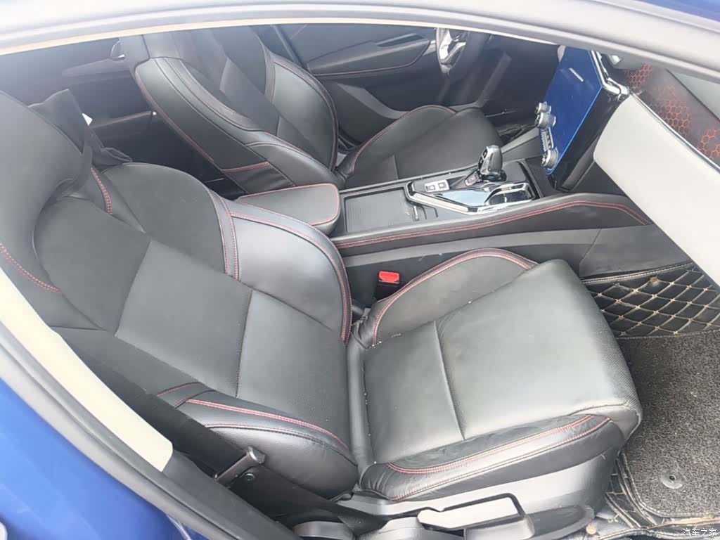 Lynk & Co 01, 2019 25