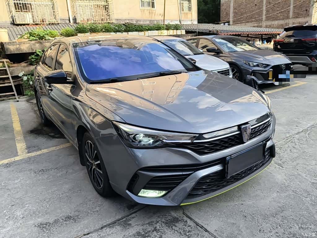 Roewe i5, 2021 4