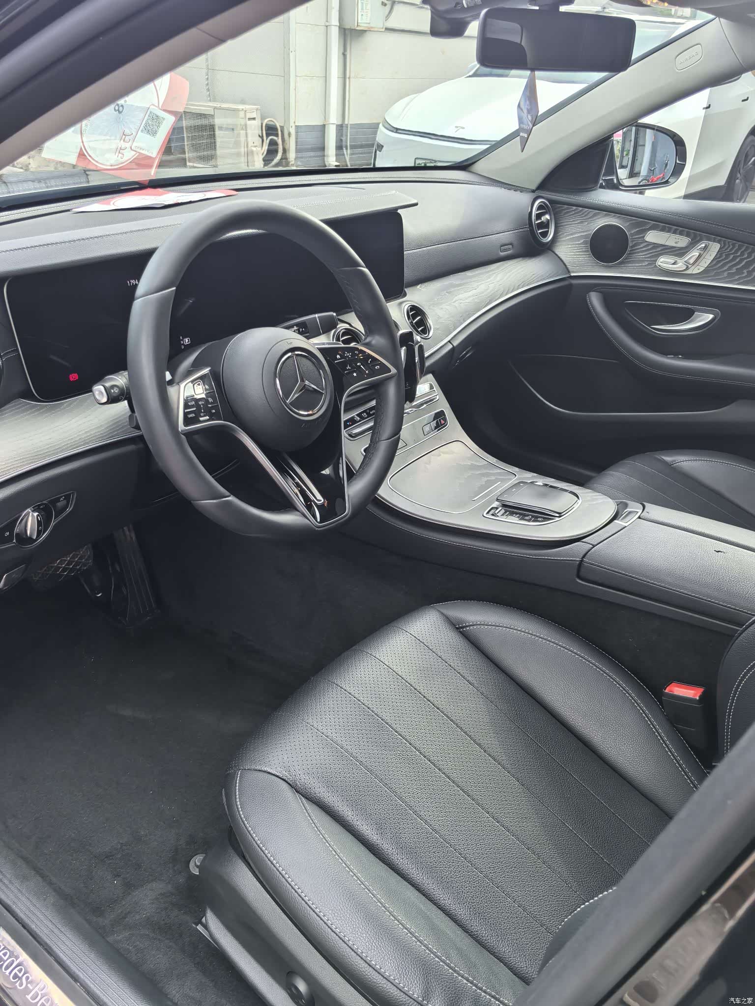 Mercedes-Benz E-Class, 2021 3
