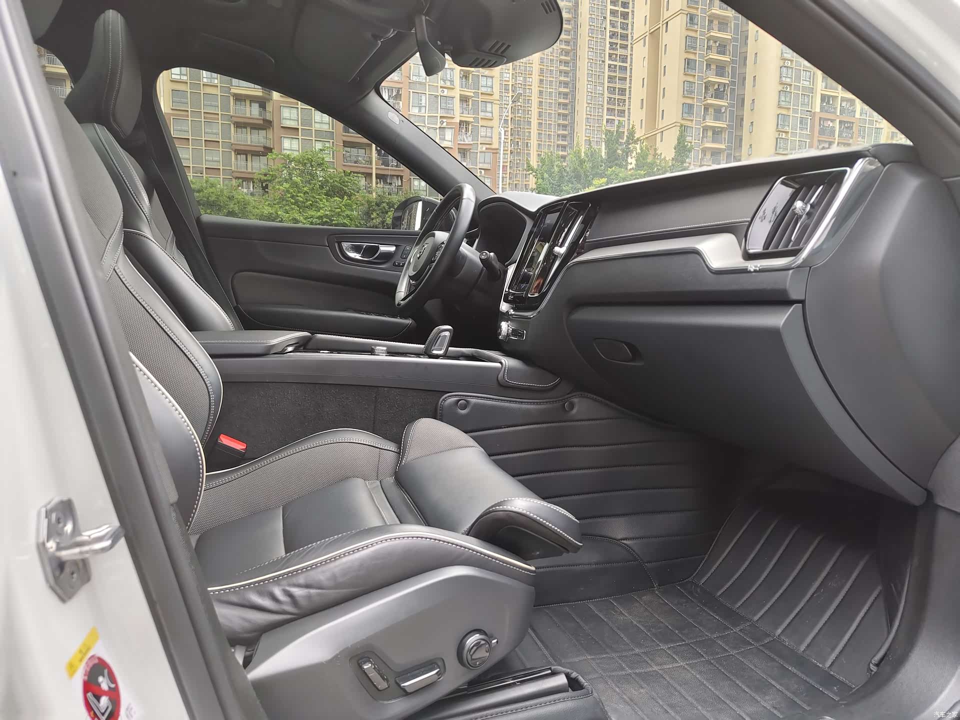 Volvo XC60, 2021 11