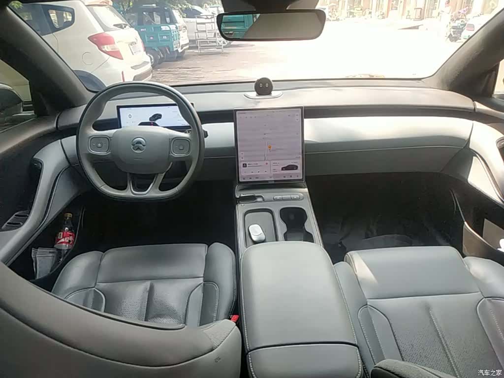 NIO ET5, 2024 10