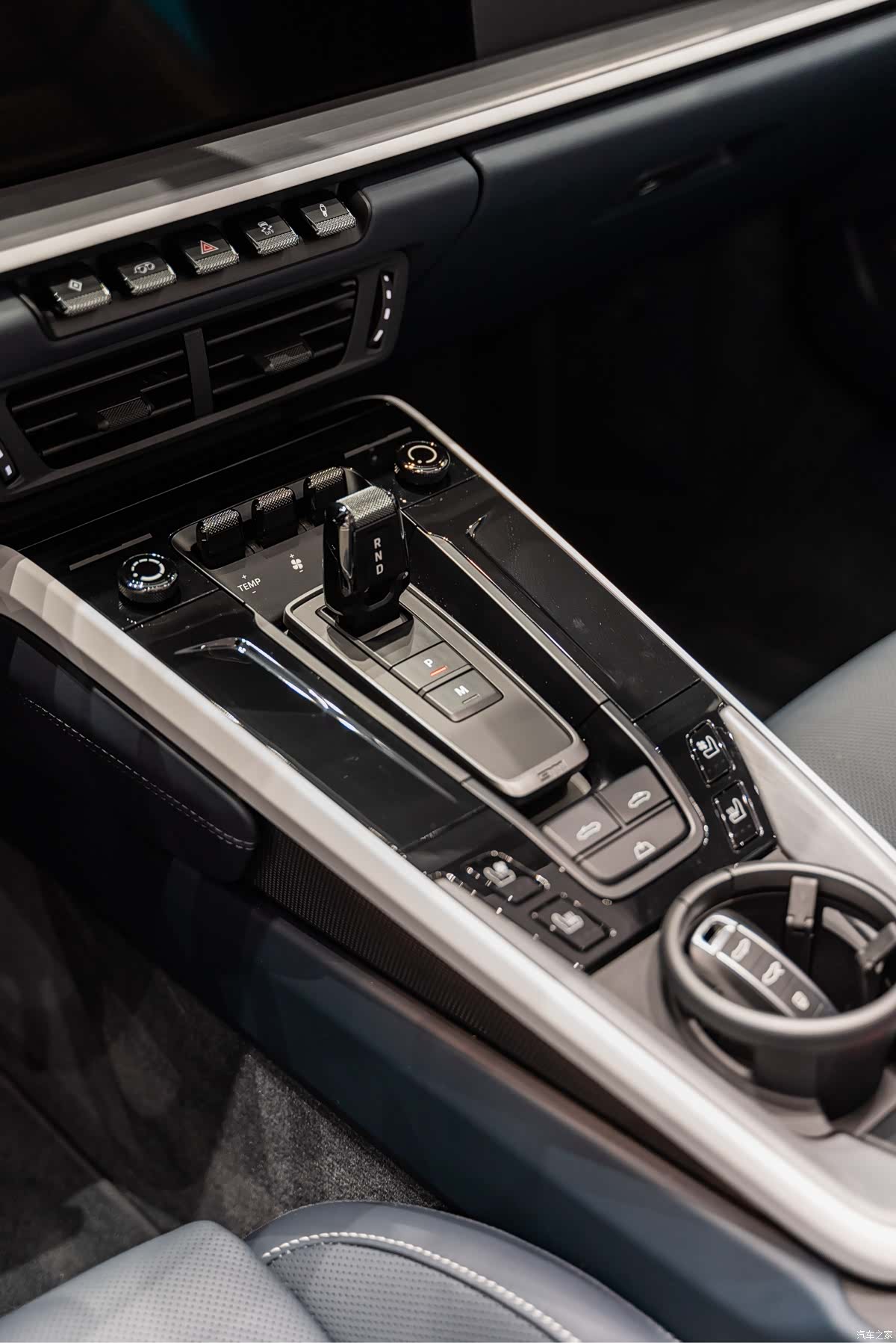 Porsche 911, 2025 18
