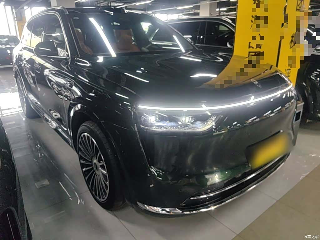 AITO M8, 2025 4