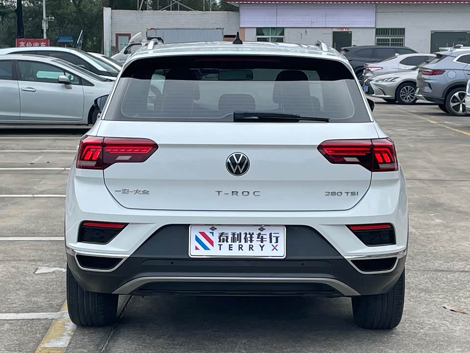 Volkswagen T-ROC exploring Songs