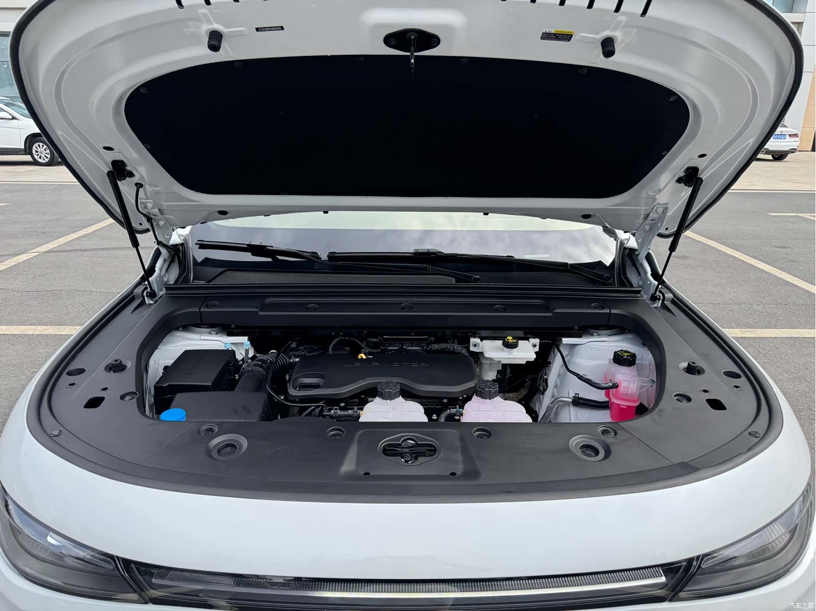 Leapmotor C16, 2025 16
