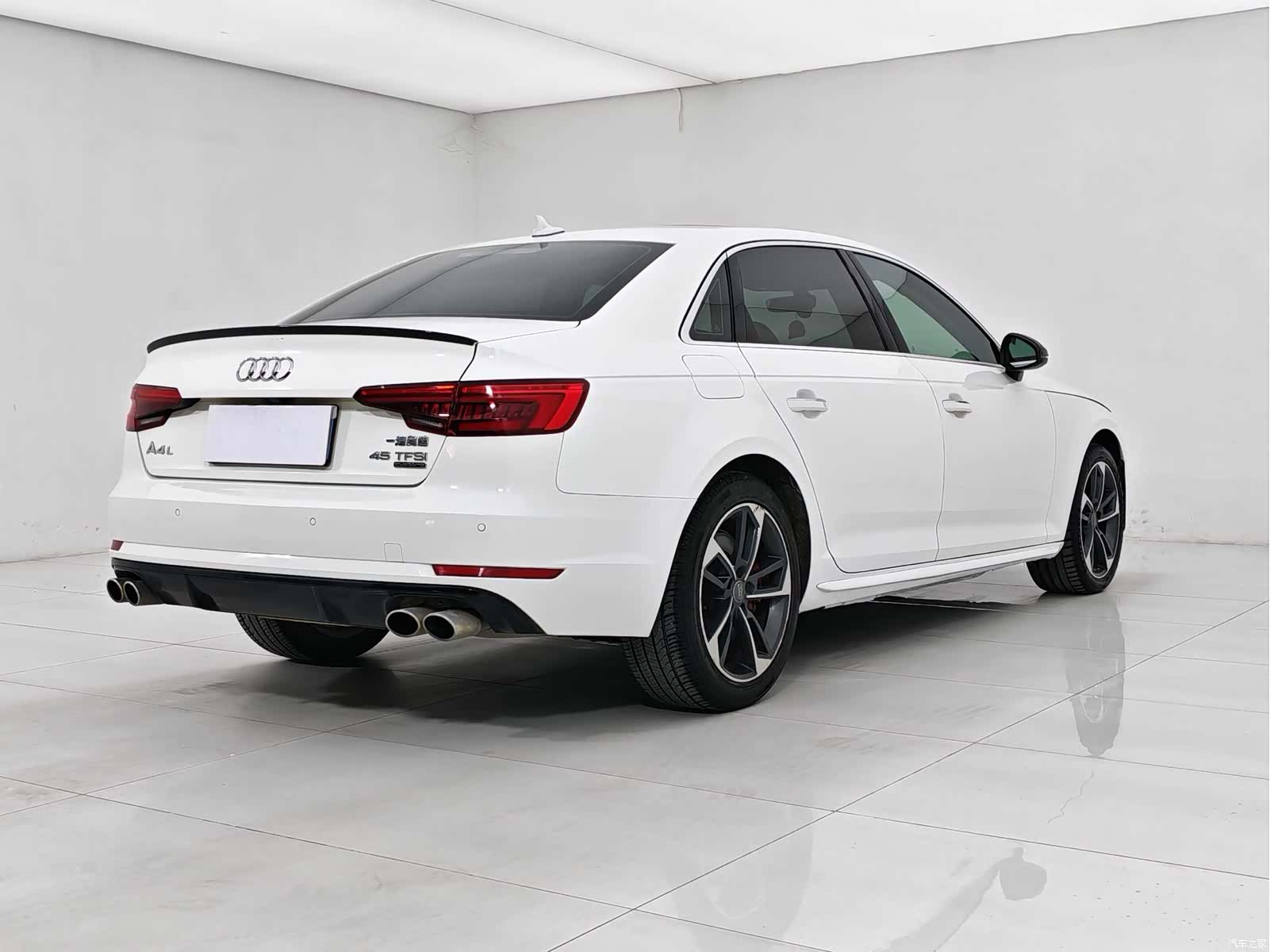 Audi A4L, 2017 6