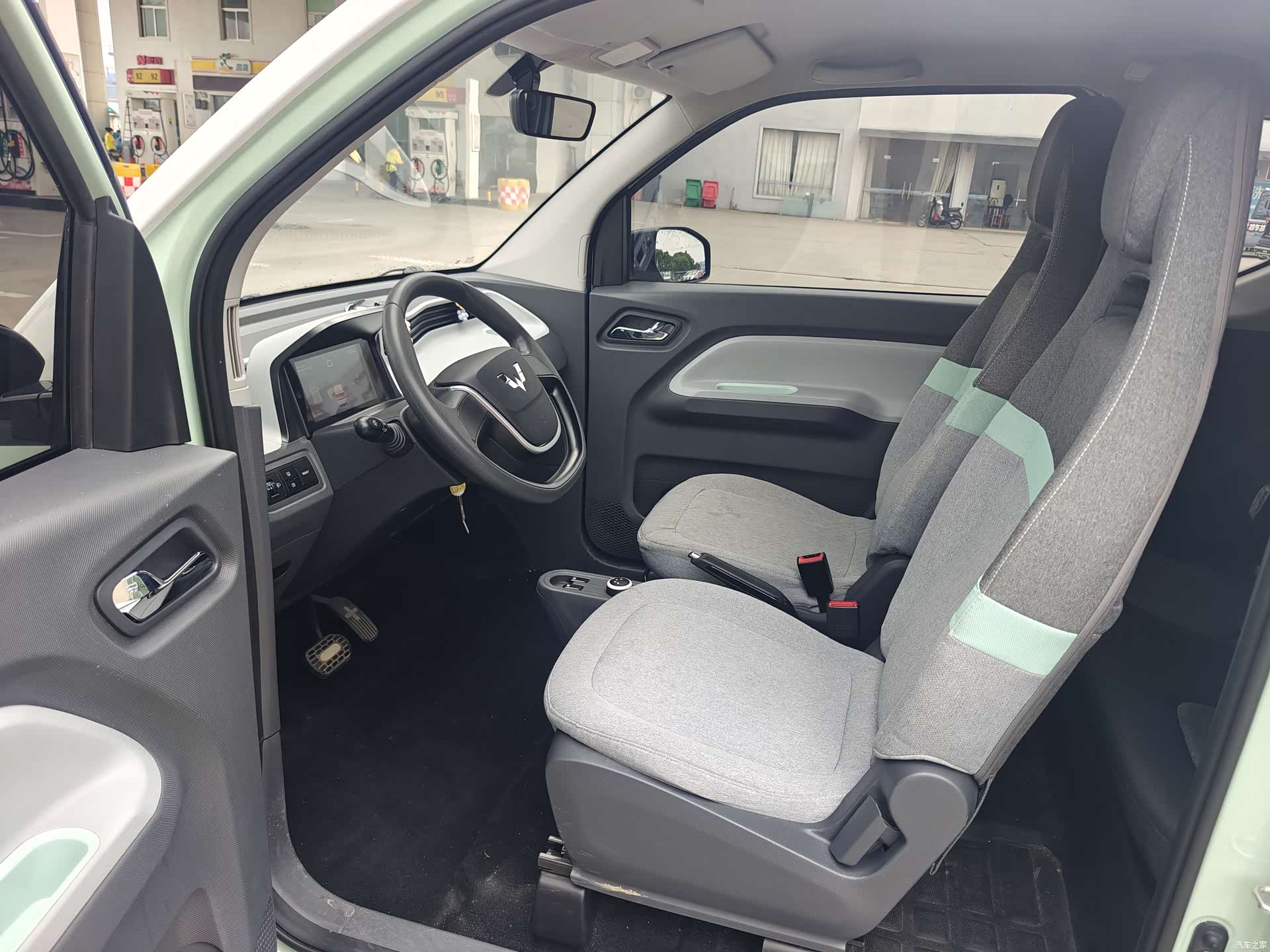 Wuling MINIEV, 2023 12
