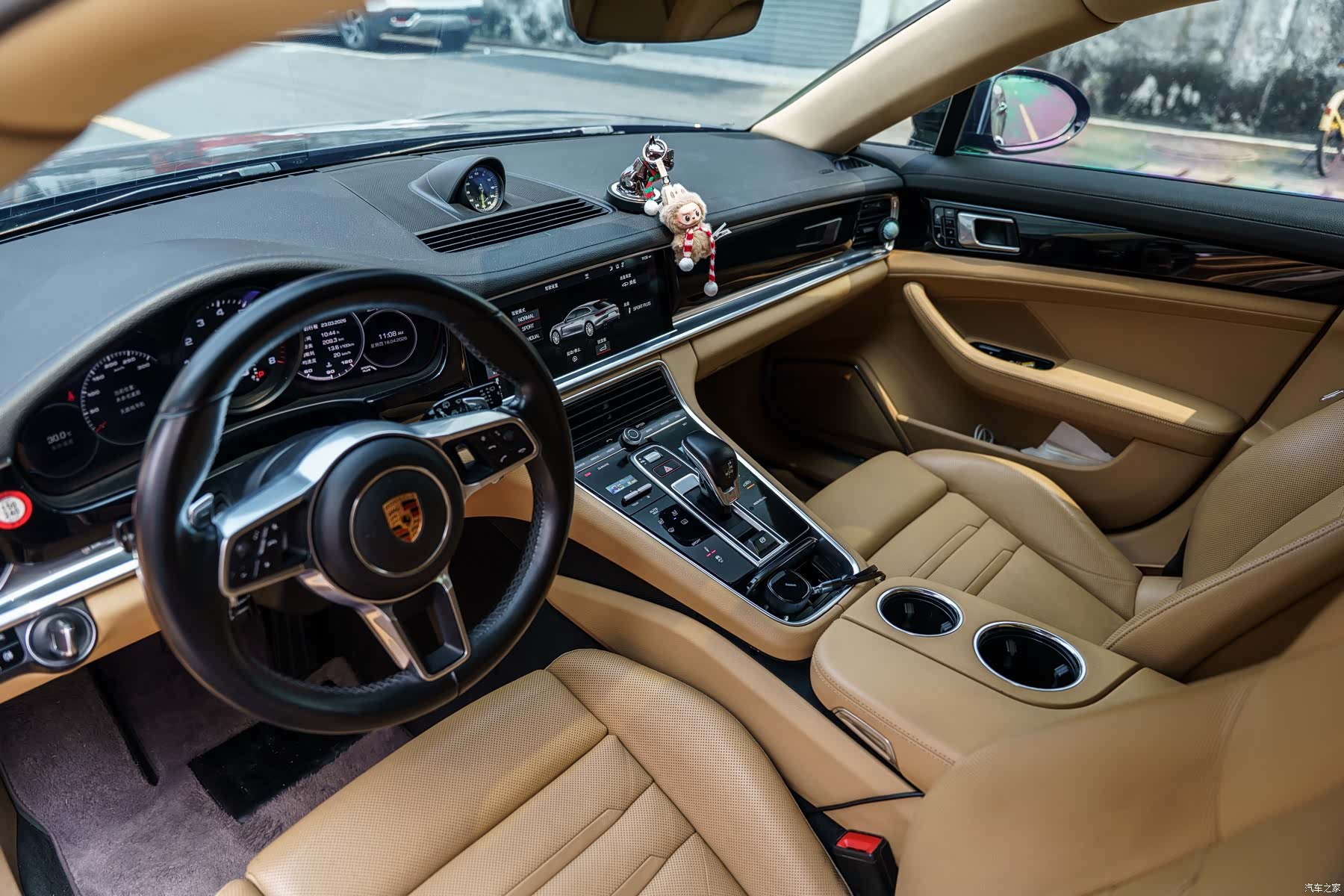 Porsche Panamera, 2018 7