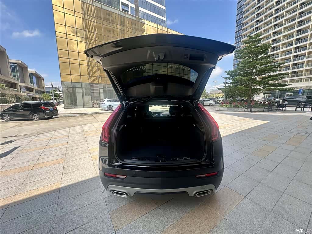Cadillac XT4, 2021 14