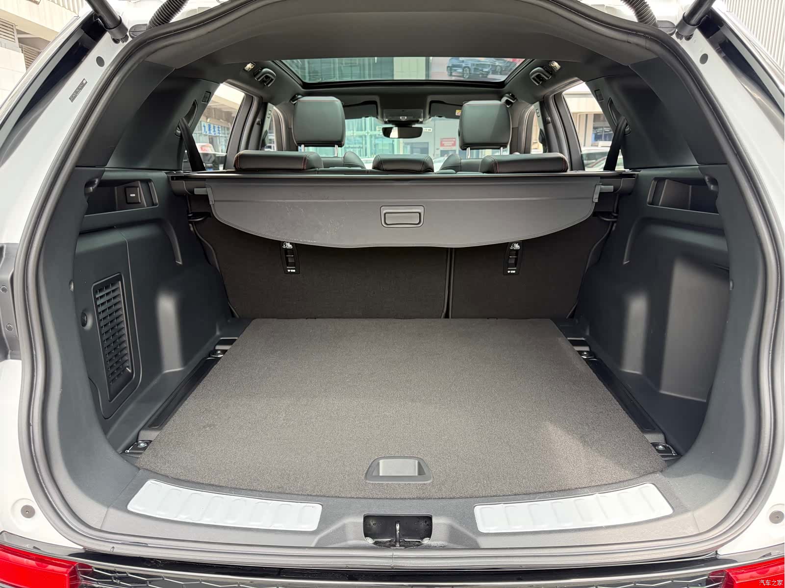 Land Rover Discovery, 2023 28