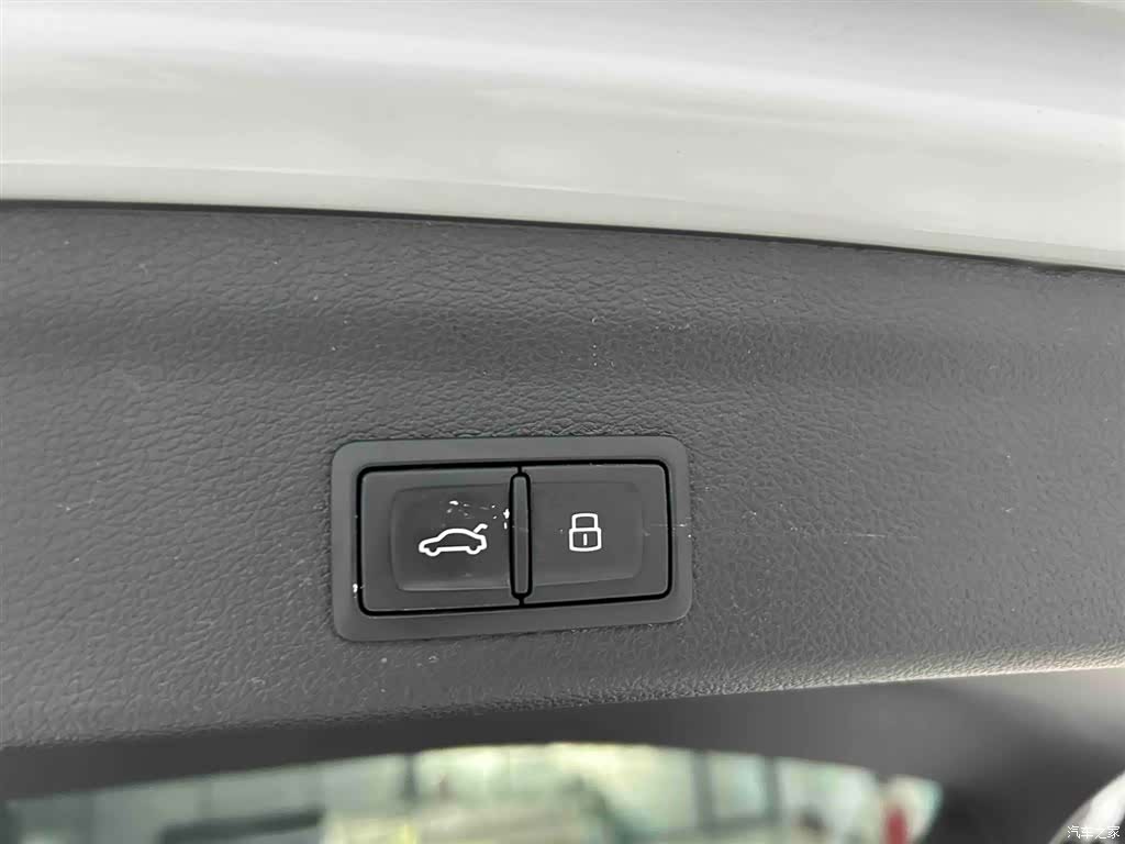 Audi Q3, 2023 17