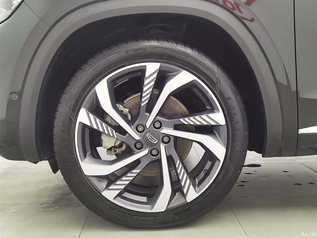 Geely Xingyue L, 2022 17