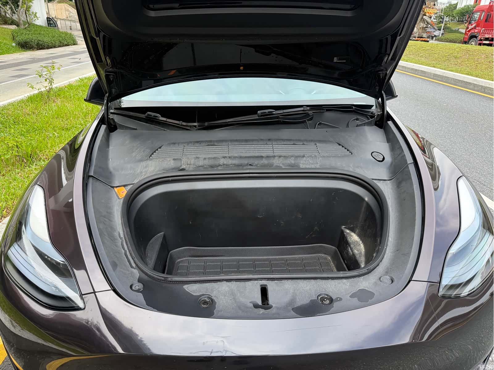 Tesla Model Y, 2023 11