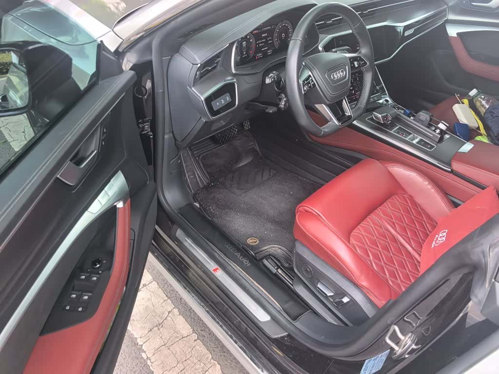 Audi A7L, 2024 14
