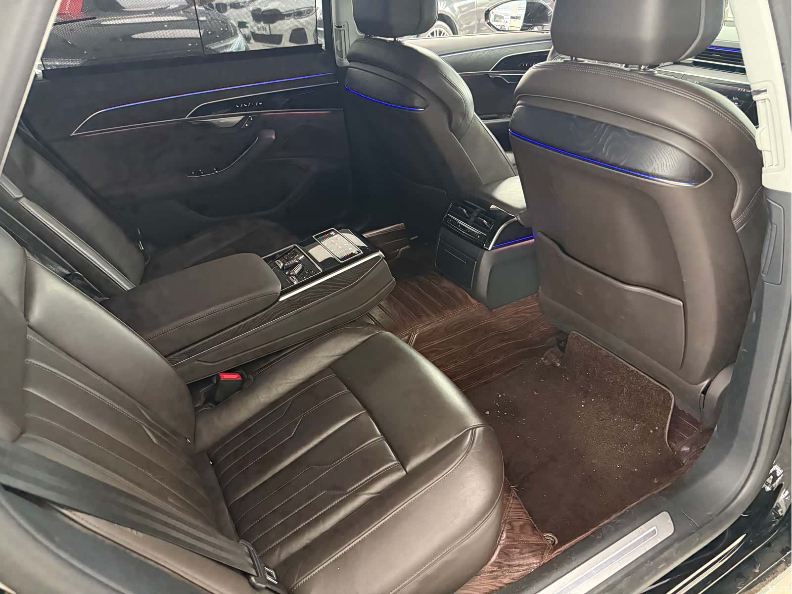 Audi A8L, 2020 15