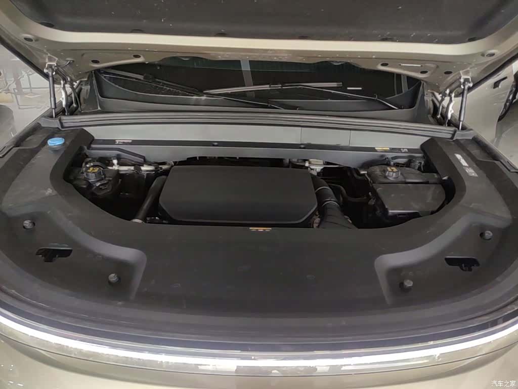 Li Auto L9, 2023 20
