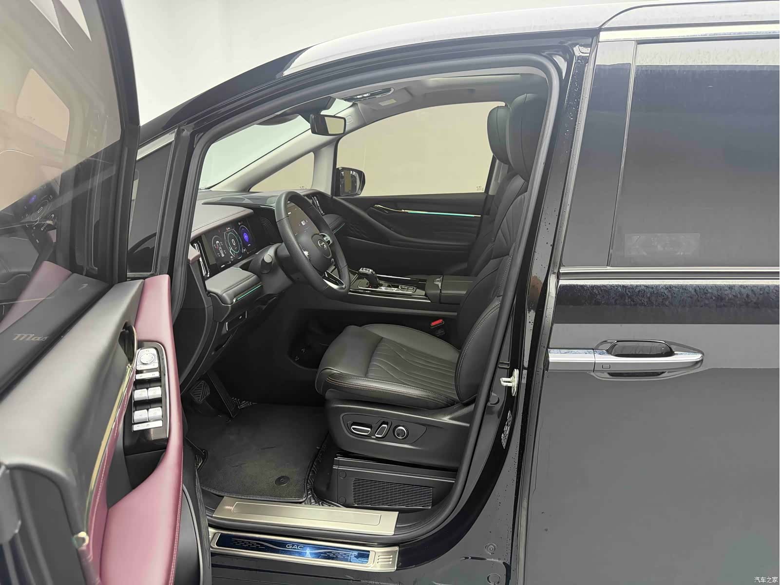 Trumpchi M8, 2023 15