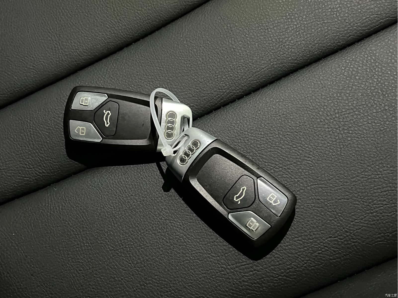 Audi A4L, 2018 22