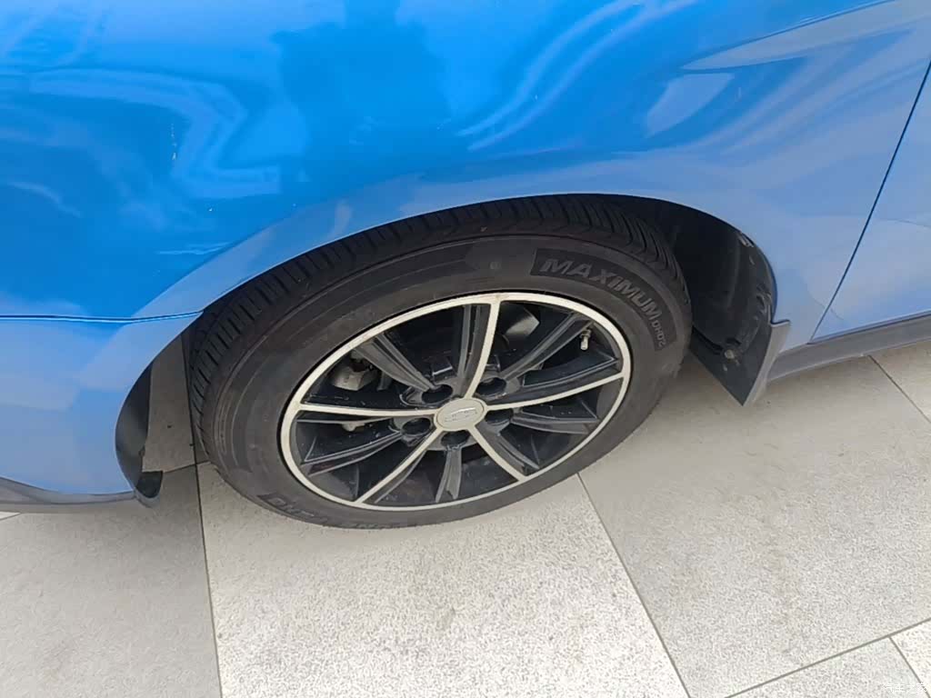 Geely Emgrand, 2017 23
