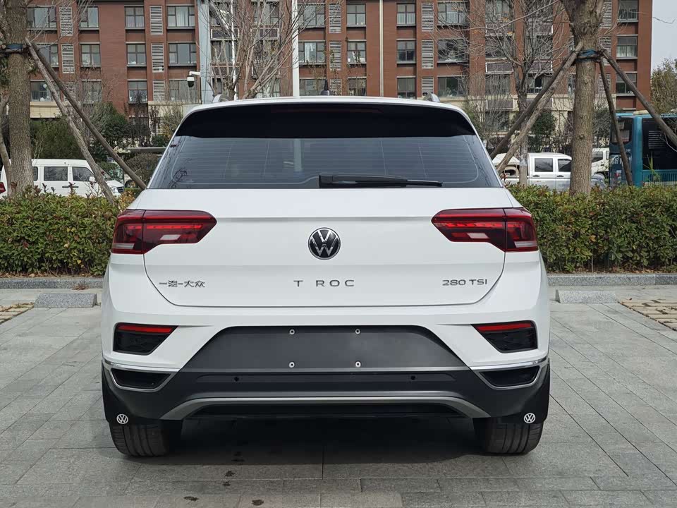 Volkswagen T-ROC exploring Songs