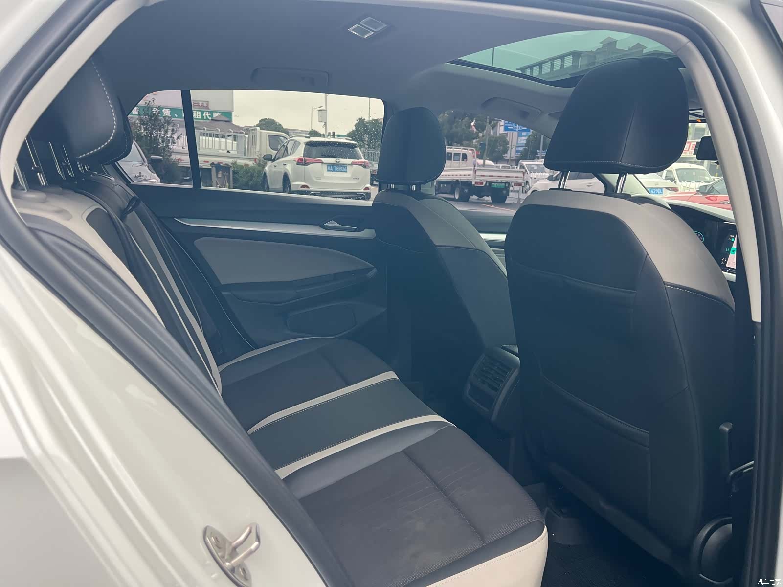 Volkswagen Golf, 2022 7