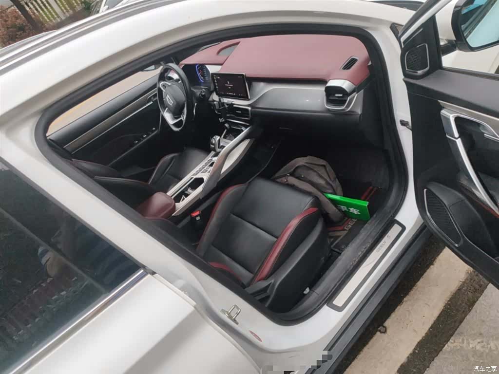 Geely Coolray, 2019 20