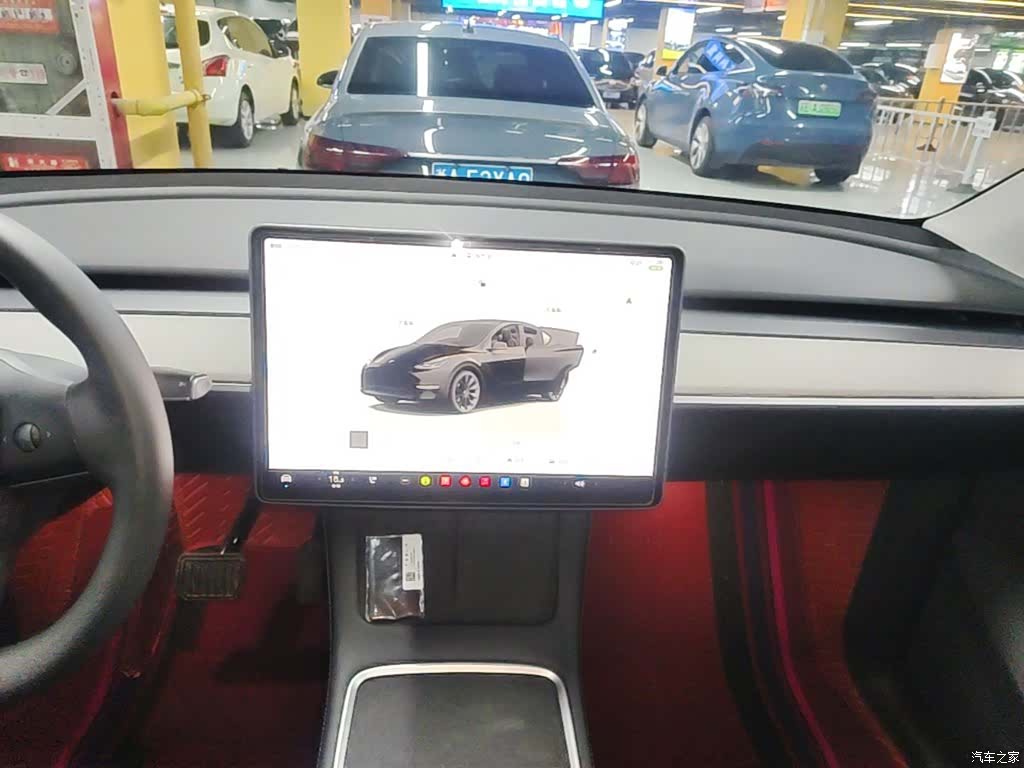 Tesla Model Y, 2024 13