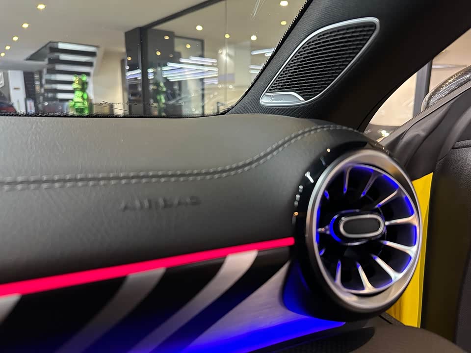 Mercedes-Benz CLA AMG