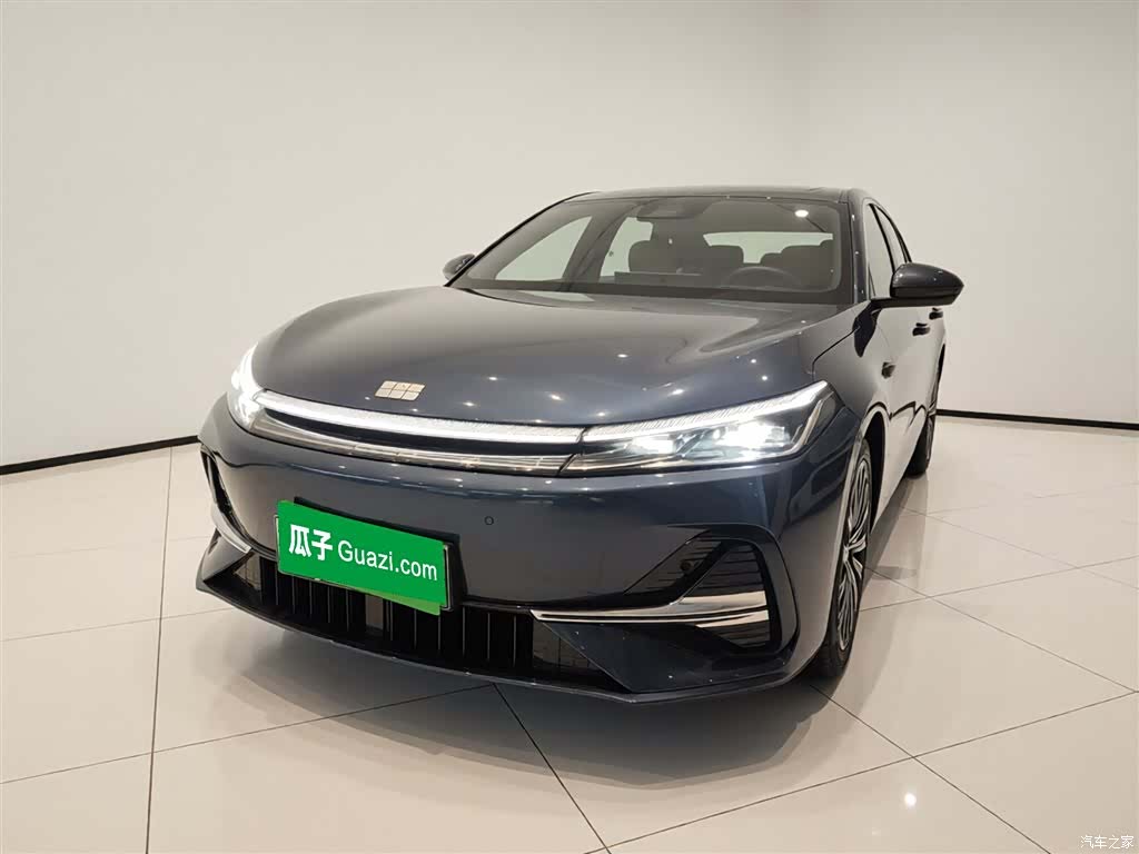 Geely A7, 2025 1