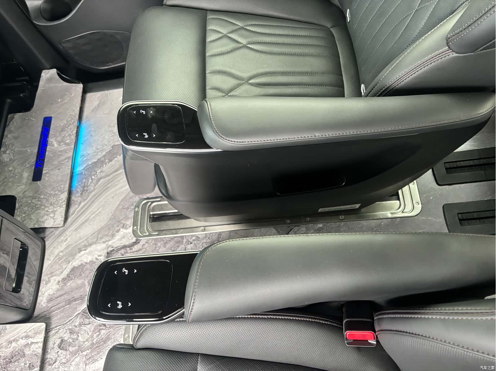 Trumpchi M8, 2024 11