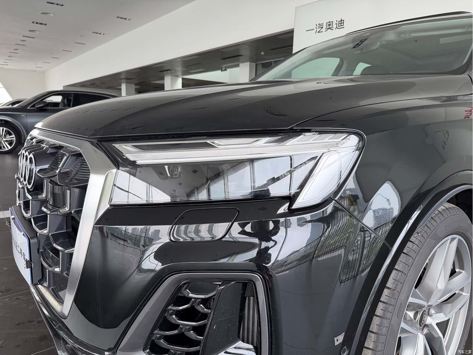 Audi Q7, 2025 19